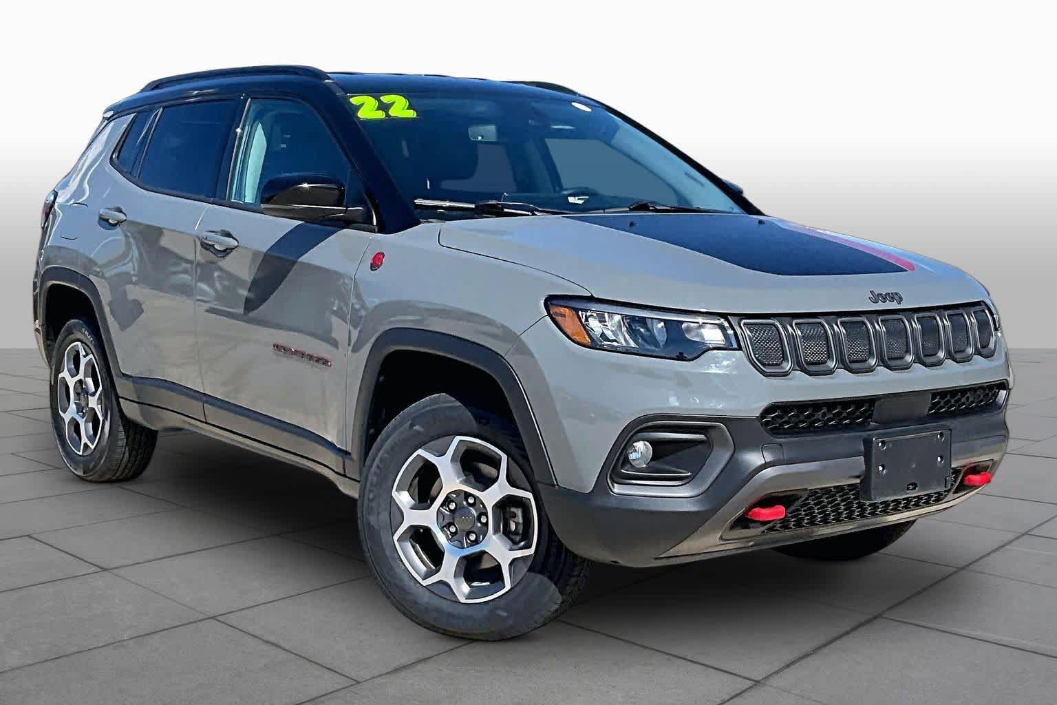 Used 2022 Jeep Compass Trailhawk w/ Trailhawk Convenience Group AWD/4WD image 4