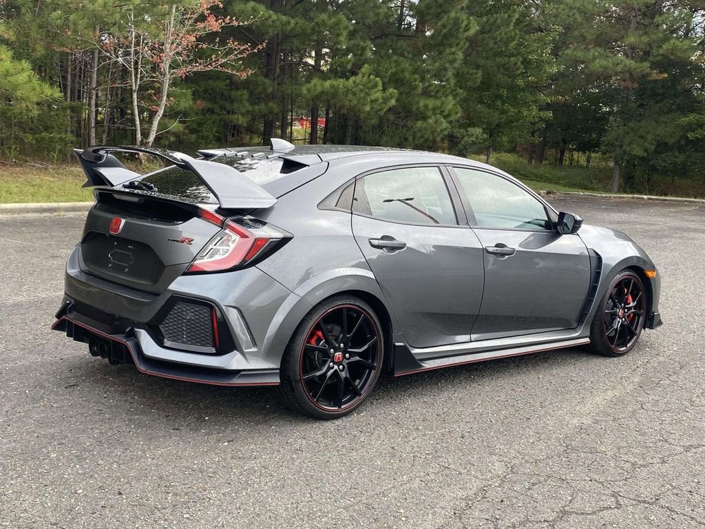 Used 2017 Honda Civic Type R image 6