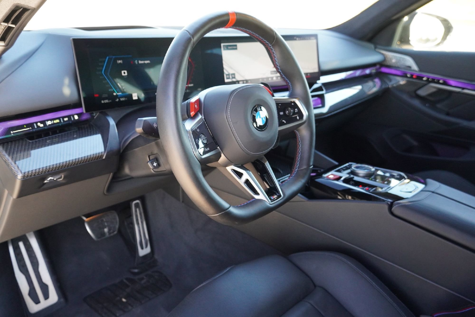 Used 2025 BMW M5 Touring image 12