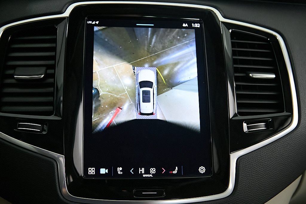 Used 2023 Volvo XC90 T8 Plus w/ Protection Package Premier AWD/4WD image 27