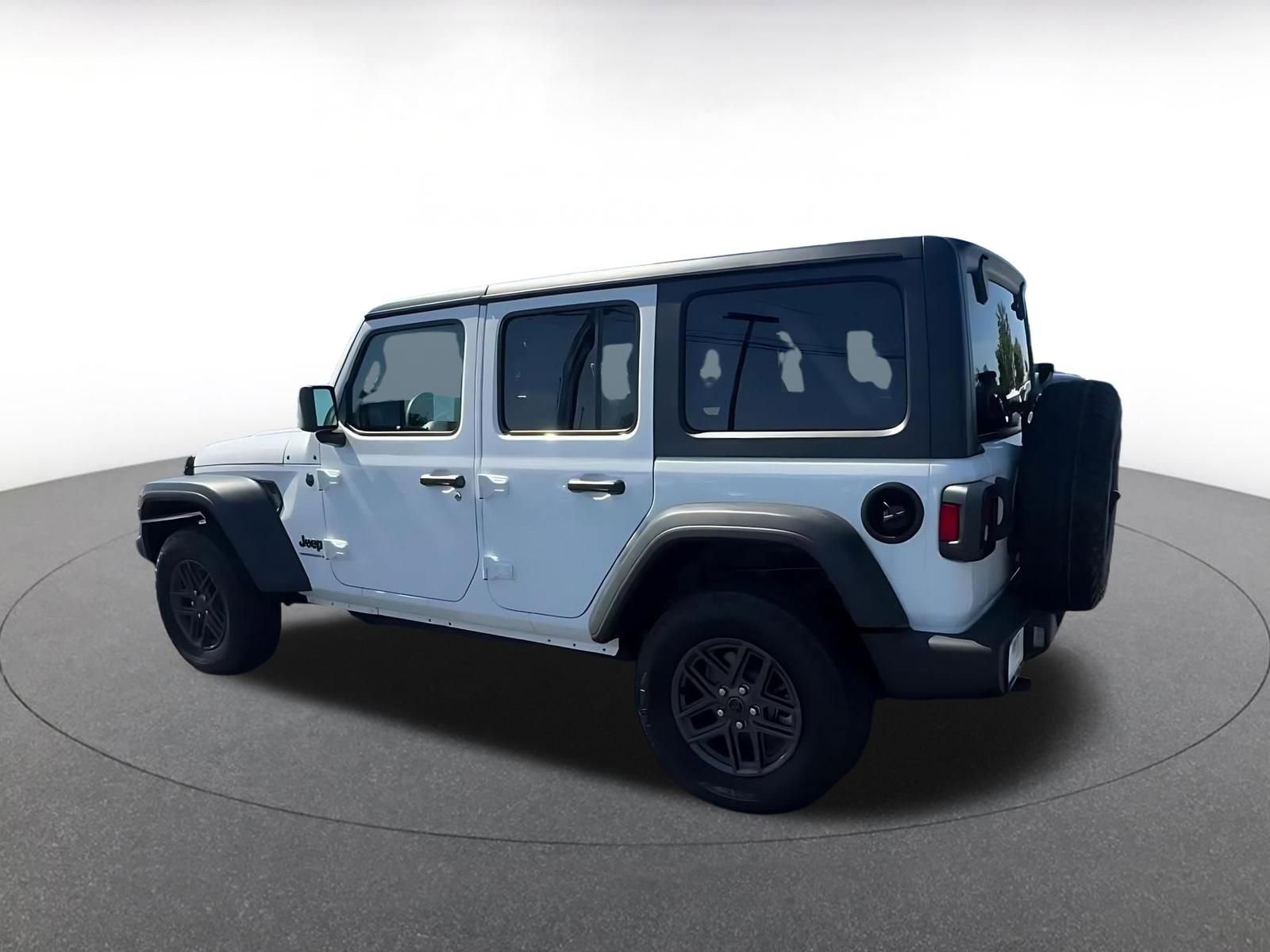 Used 2025 Jeep Wrangler Sport S AWD/4WD image 10