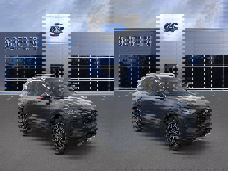 New 2025 Ford Escape SE image 39