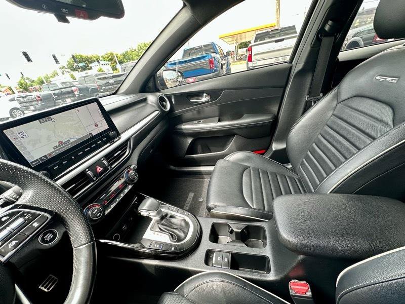 Used 2024 Kia Forte GT-Line w/ GT-Line Premium Package FWD image 30