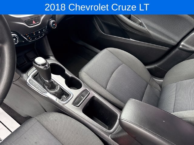 Certified 2018 Chevrolet Cruze LT w/ Convenience Package FWD image 22