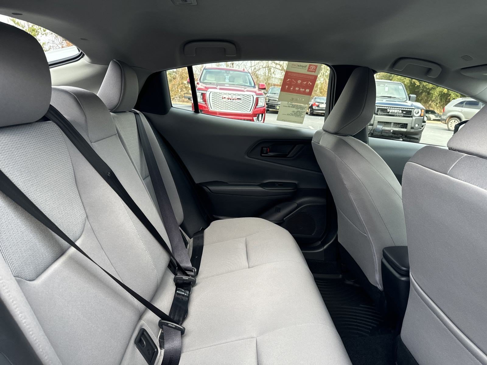 New 2024 Toyota Prius LE FWD image 27