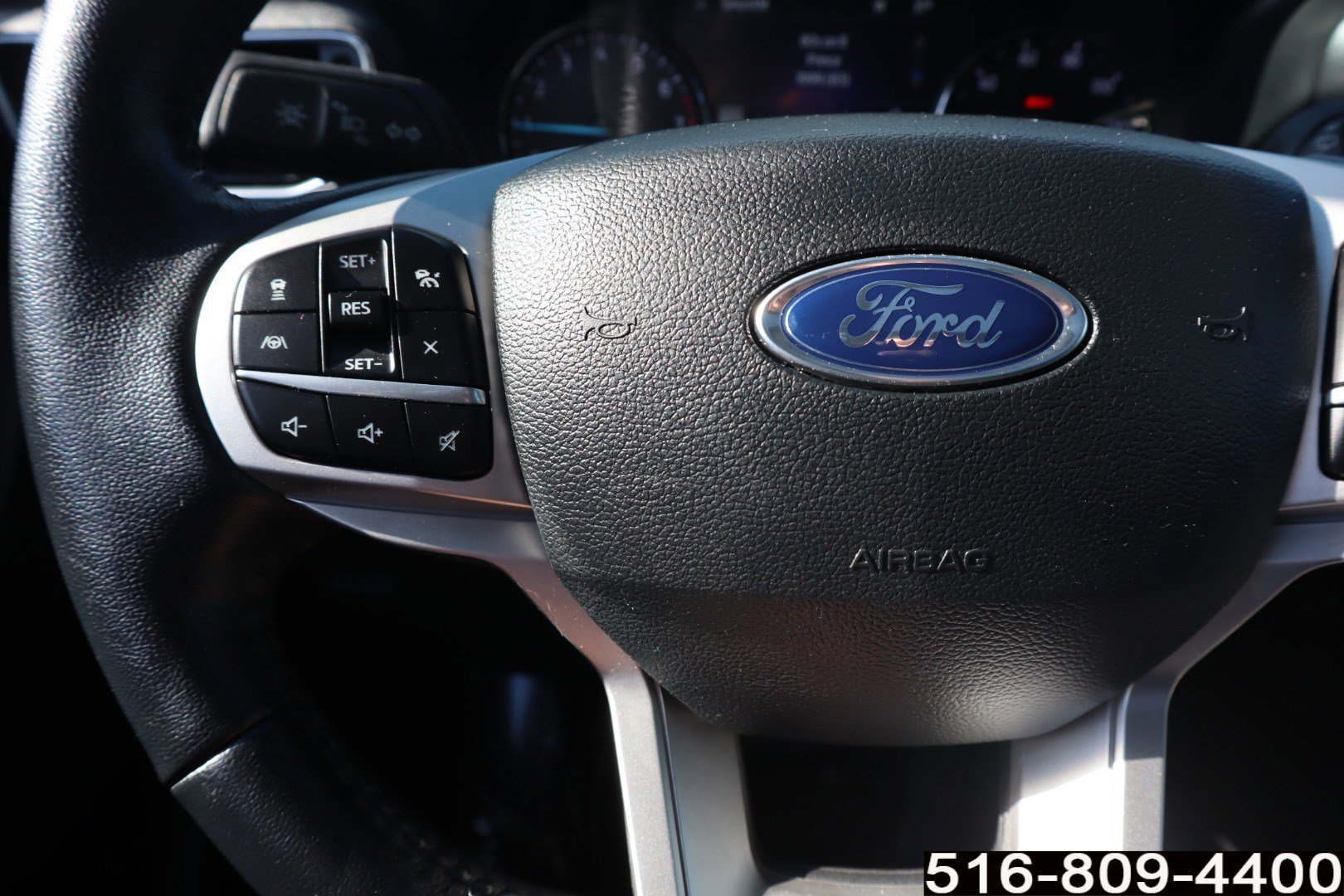 Used 2022 Ford Explorer XLT w/ Equipment Group 202A image 18