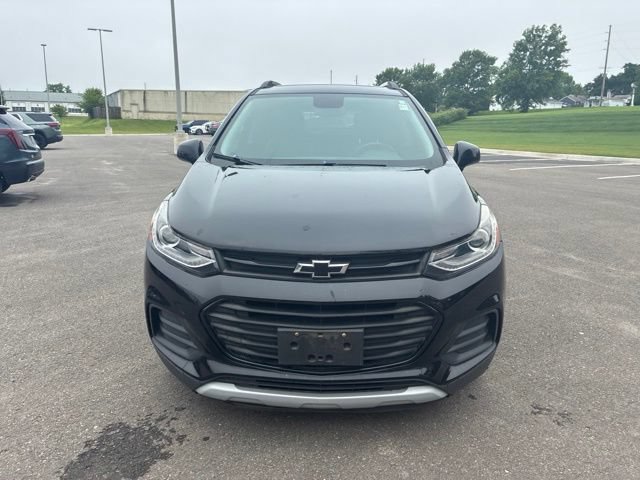 Used 2019 Chevrolet Trax LT w/ Sun & Sound Package FWD image 4