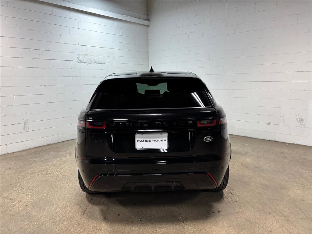 Used 2023 Land Rover Range Rover Velar R-Dynamic S image 8
