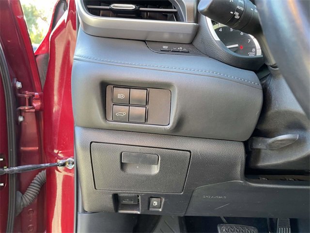 Used 2022 Toyota Highlander XLE image 24