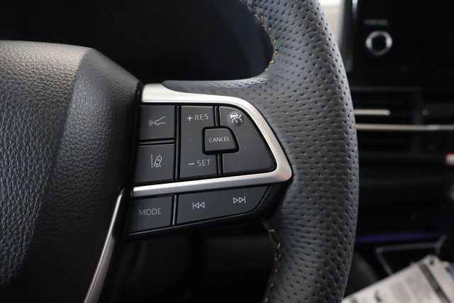 New 2026 Toyota Sienna XLE Woodland Edition AWD/4WD image 18
