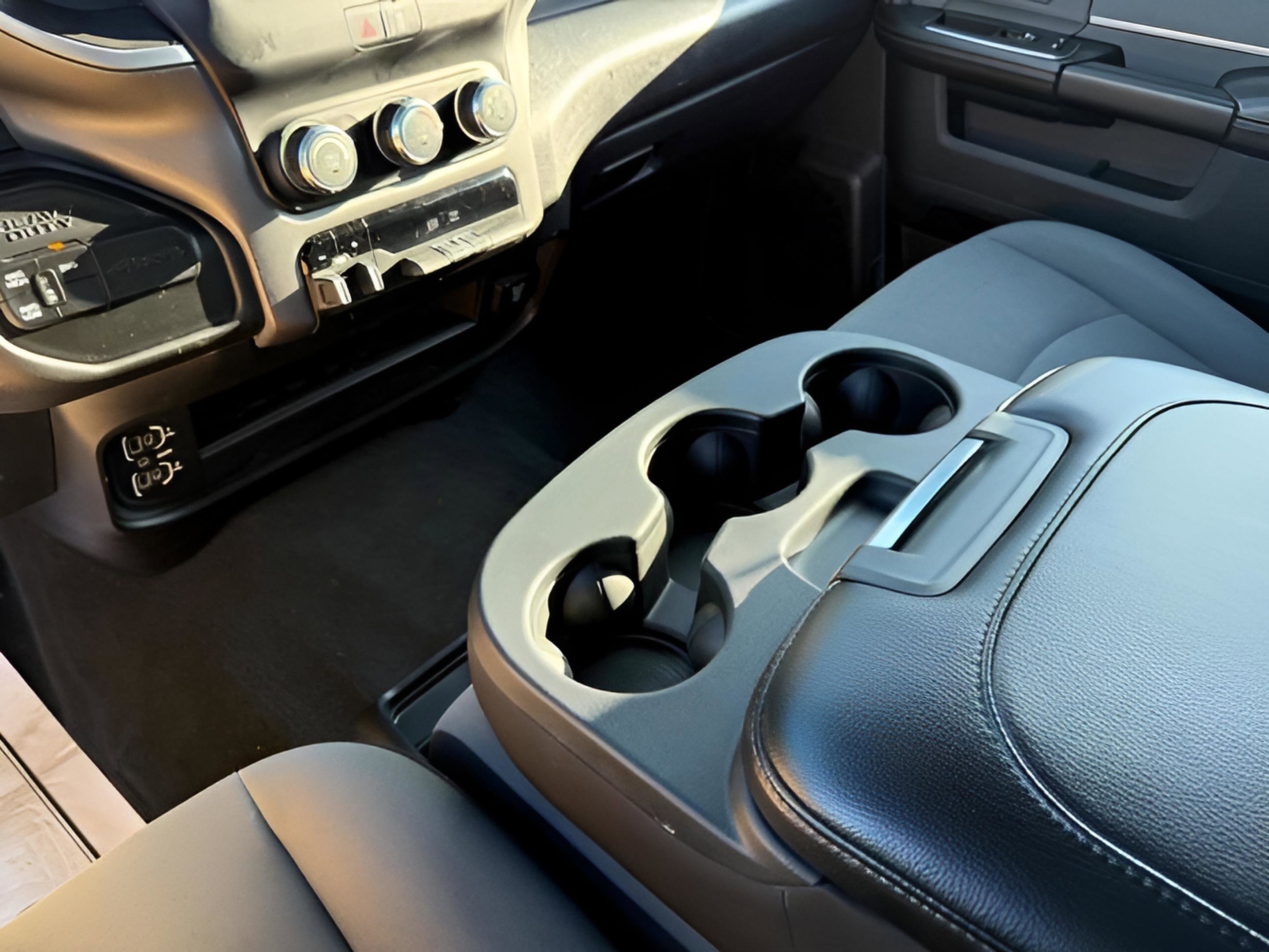 Certified 2023 RAM 3500 Big Horn image 26