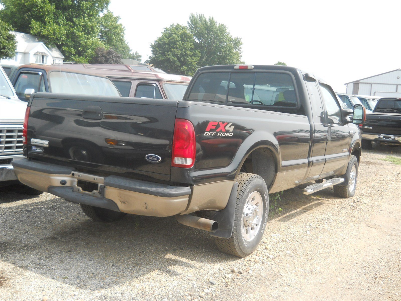 Used 2005 Ford F250 XLT AWD/4WD image 4