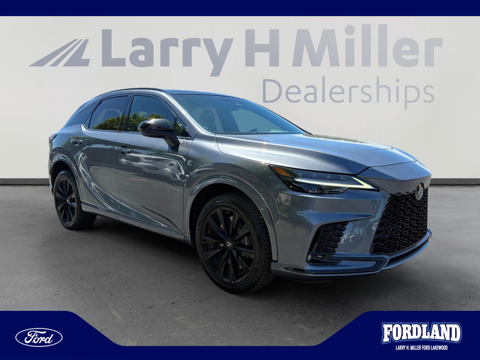 Used 2023 Lexus RX 500h F Sport w/ Accessory Package (Z1) AWD/4WD image 7