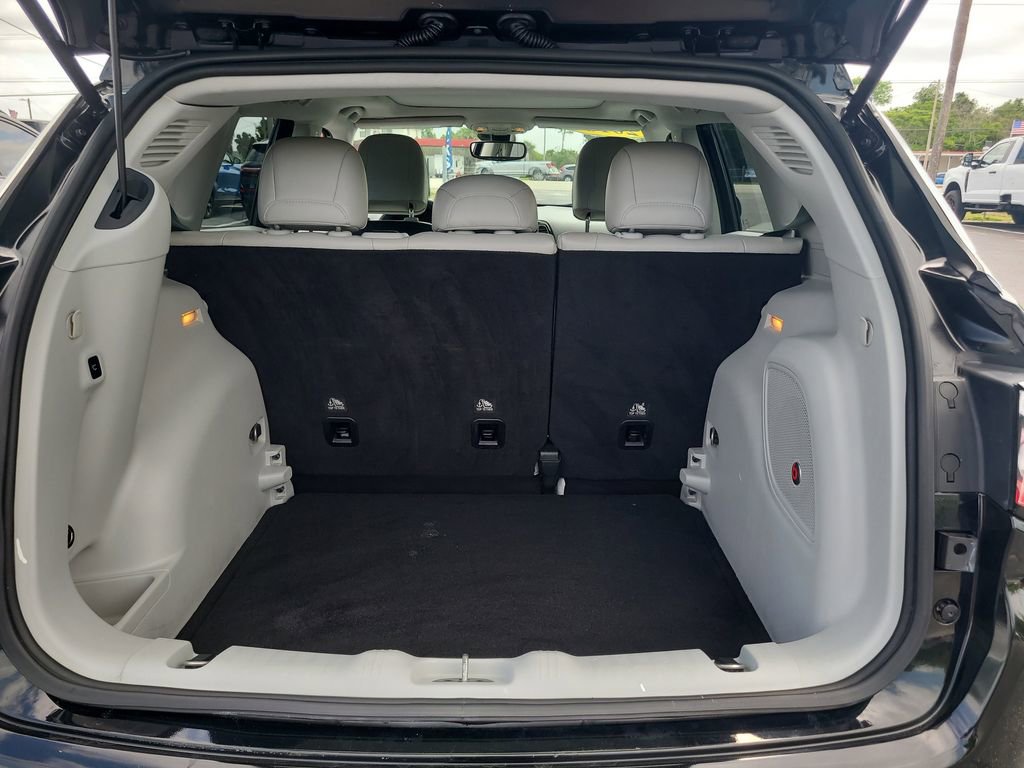 Used 2018 Jeep Compass Limited w/ Navigation Group image 7