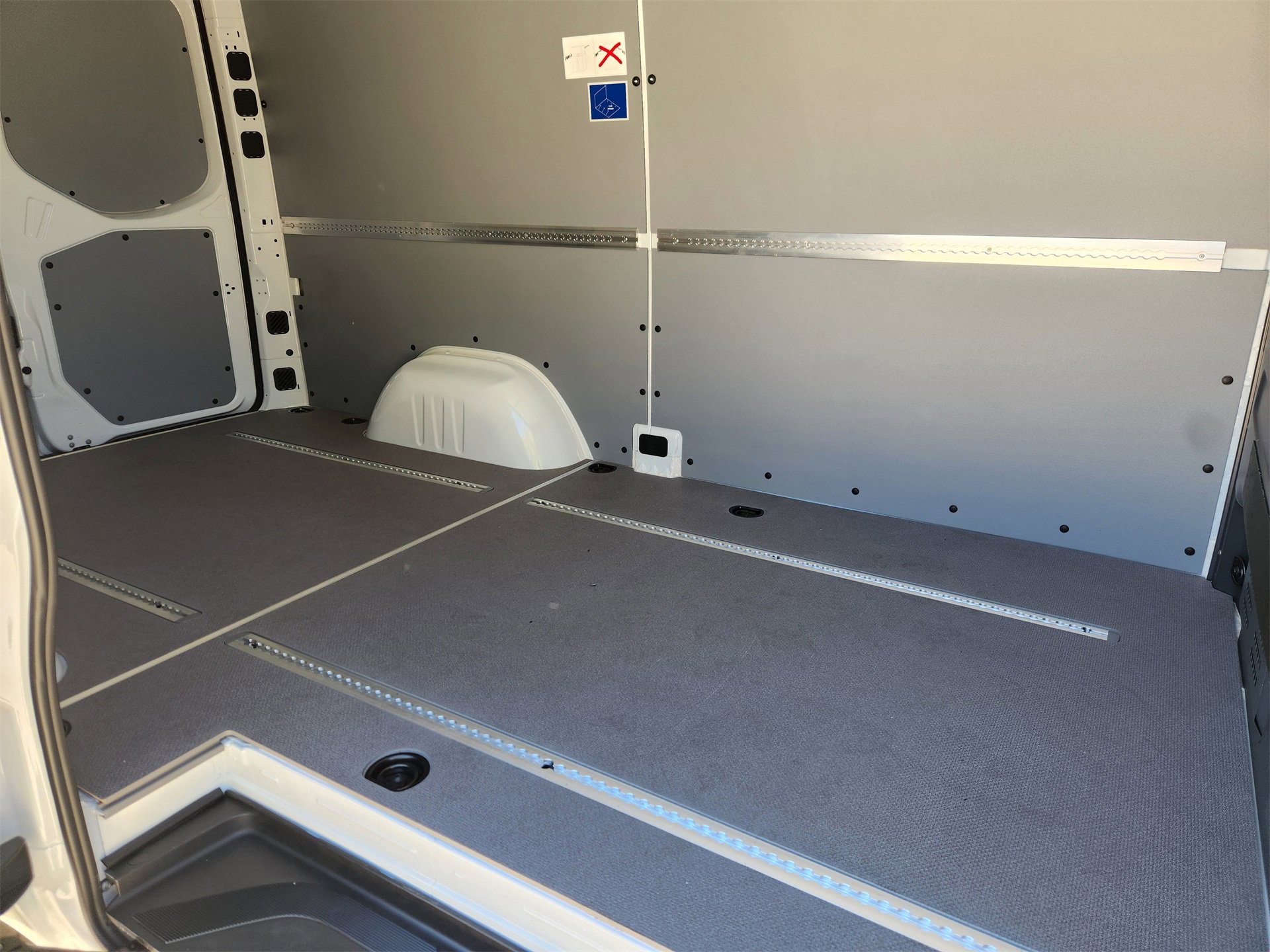 New 2026 Mercedes-Benz Sprinter 144 Cargo image 21