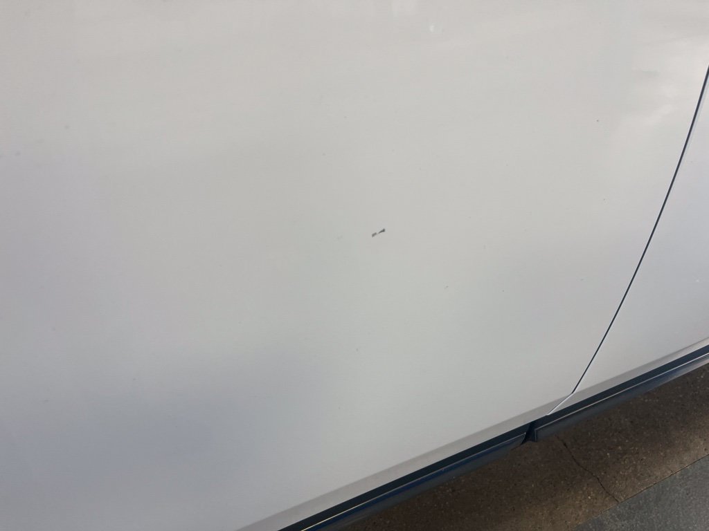 Used 2019 Chevrolet Traverse Premier w/ Redline Edition AWD/4WD image 16