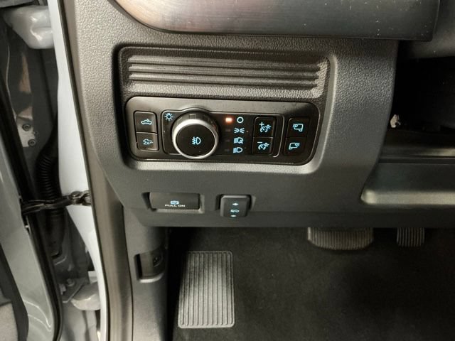 Used 2025 Ford F350 Lariat w/ Lariat Ultimate Package AWD/4WD image 21