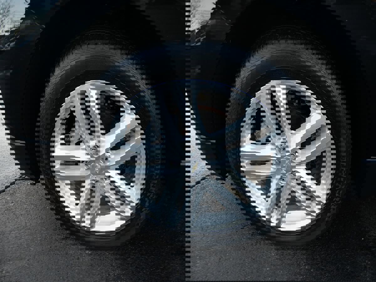 Used 2018 Chevrolet Equinox Premier image 31