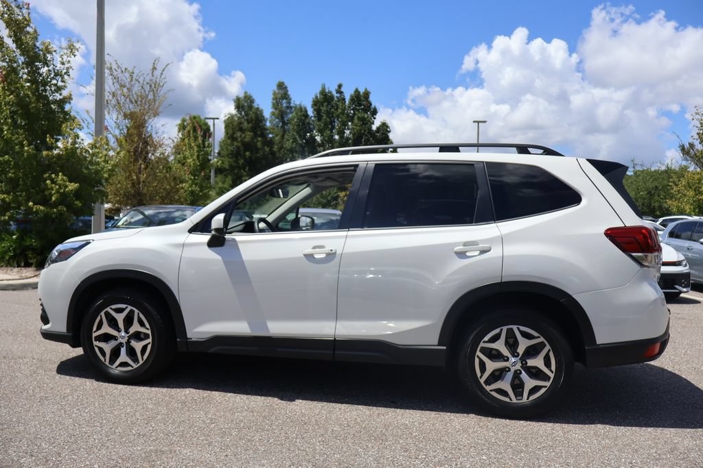 Used 2024 Subaru Forester Premium AWD/4WD image 5