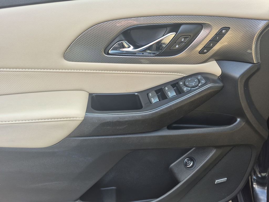 Used 2022 Chevrolet Traverse Premier w/ LPO, Floor Liner Package image 20