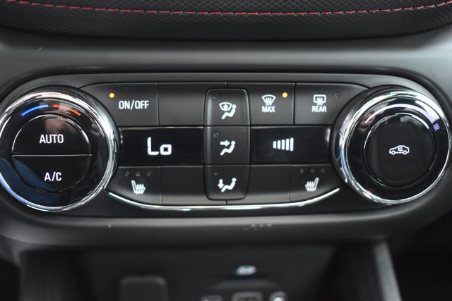 Used 2023 Chevrolet TrailBlazer RS w/ Sun and Liftgate Package image 28