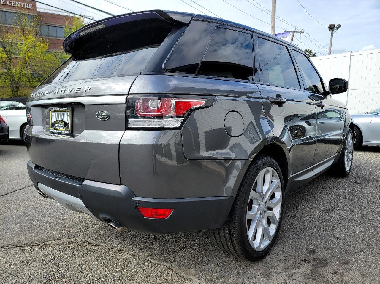 Used 2017 Land Rover Range Rover Sport HSE image 5