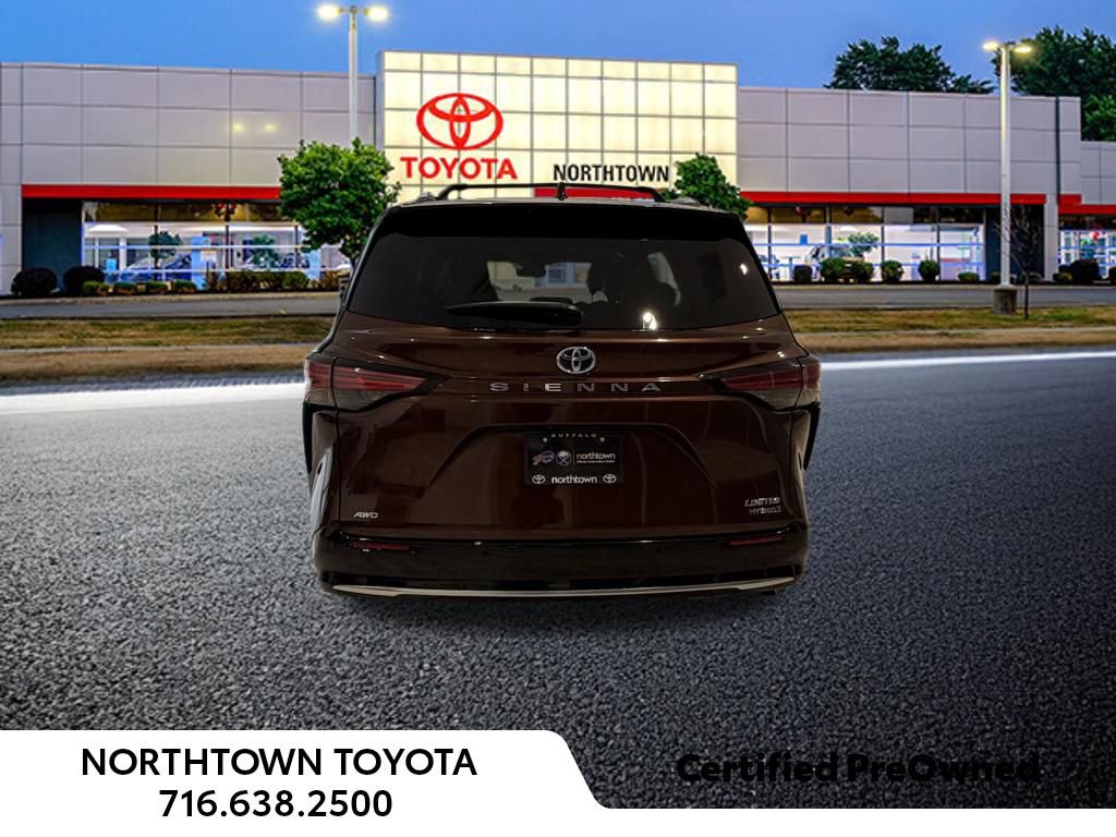 Used 2024 Toyota Sienna Limited AWD/4WD image 13