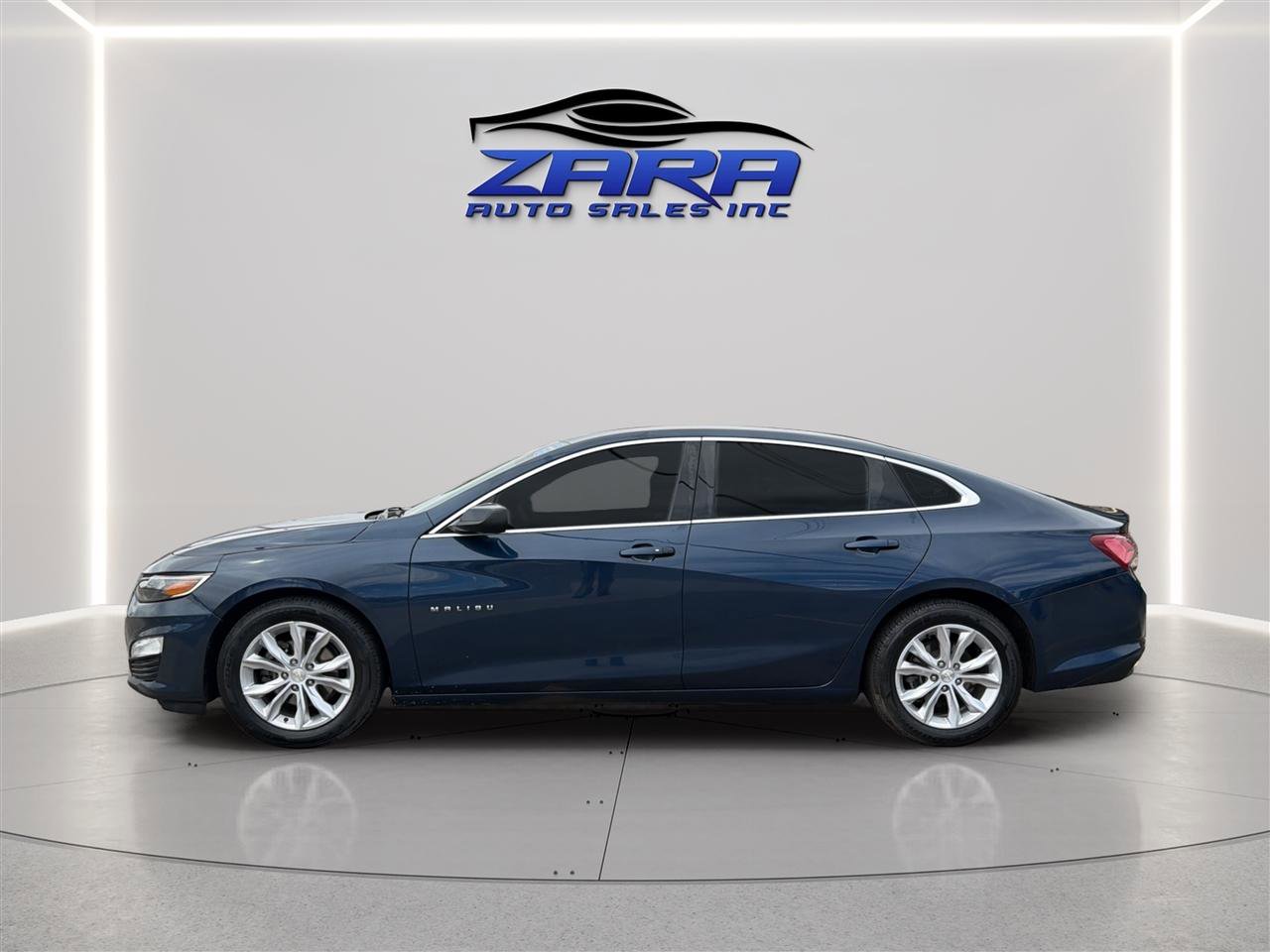 Used 2020 Chevrolet Malibu LT FWD image 4