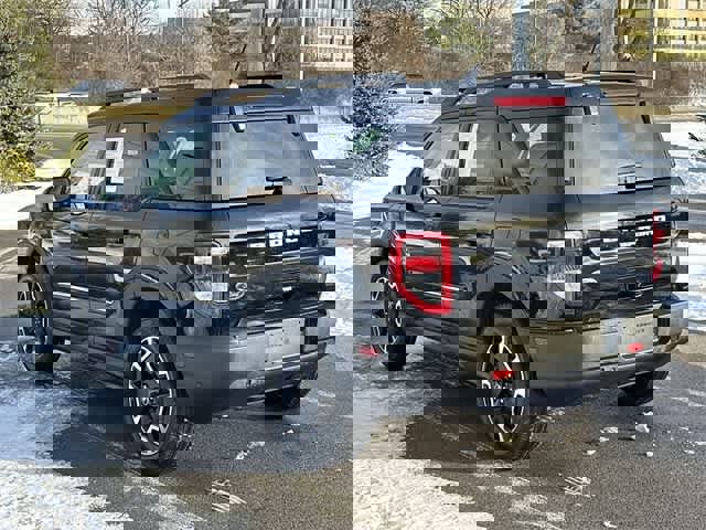 Used 2023 Ford Bronco Sport Outer Banks w/ Tech Package image 32