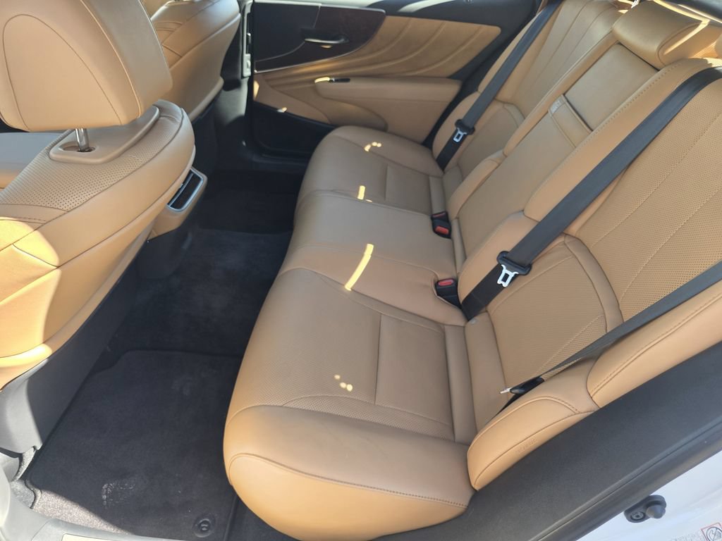 Certified 2024 Lexus LS 500 RWD image 19