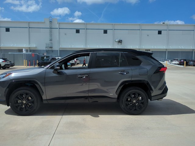 Used 2023 Toyota RAV4 XSE AWD/4WD image 8