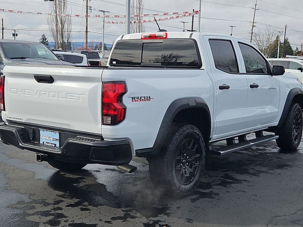 Used 2025 Chevrolet Colorado Trail Boss w/ Off-Road Front Bumper Package image 6