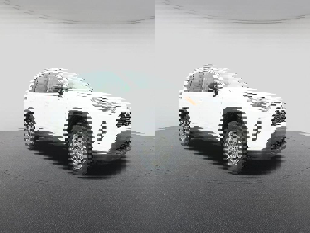 New 2025 Toyota RAV4 LE image 29