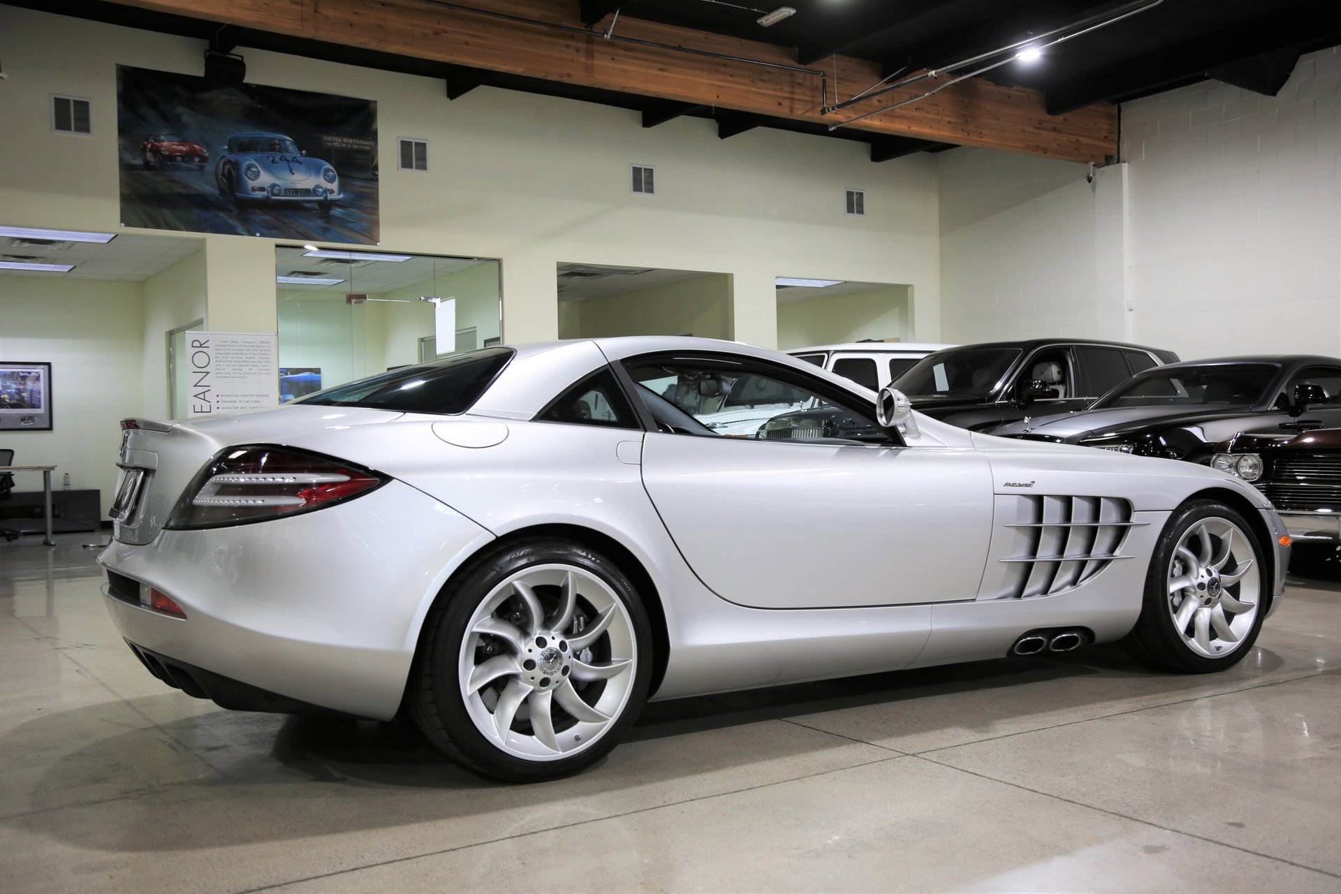 Used 2006 Mercedes-Benz SLR image 3