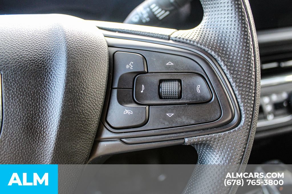 Used 2025 Buick Envista Preferred image 27