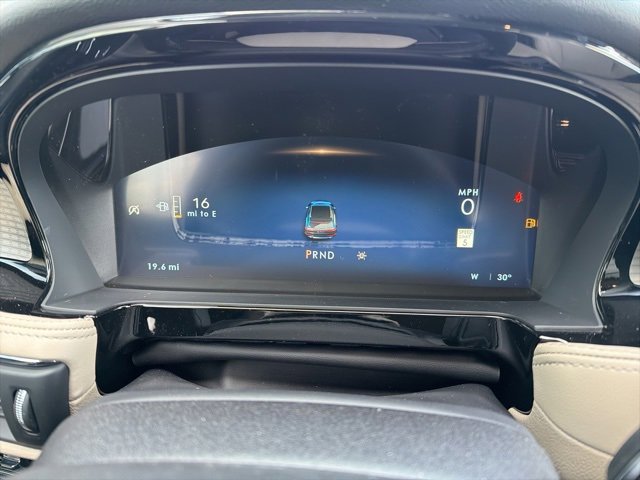 New 2026 Lincoln Corsair Premiere image 10