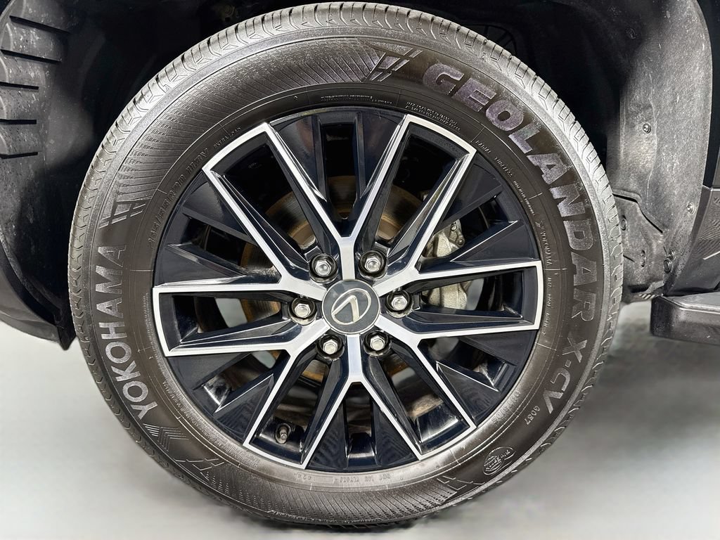 Used 2024 Lexus GX 550 w/ Accessory Package (2T) AWD/4WD image 41