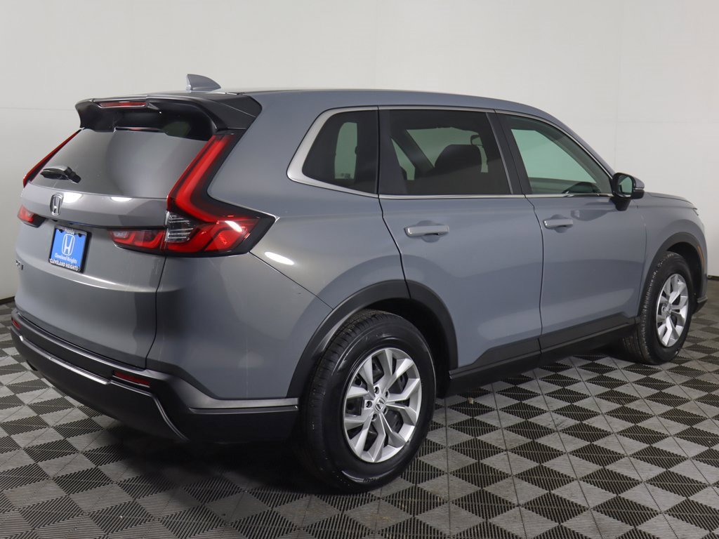 Used 2025 Honda CR-V LX image 7