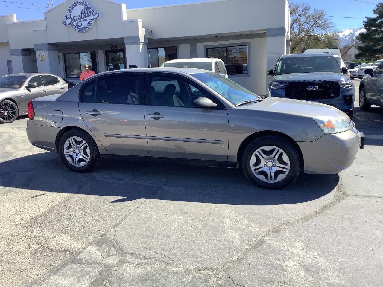 Used 2007 Chevrolet Malibu LS FWD image 9