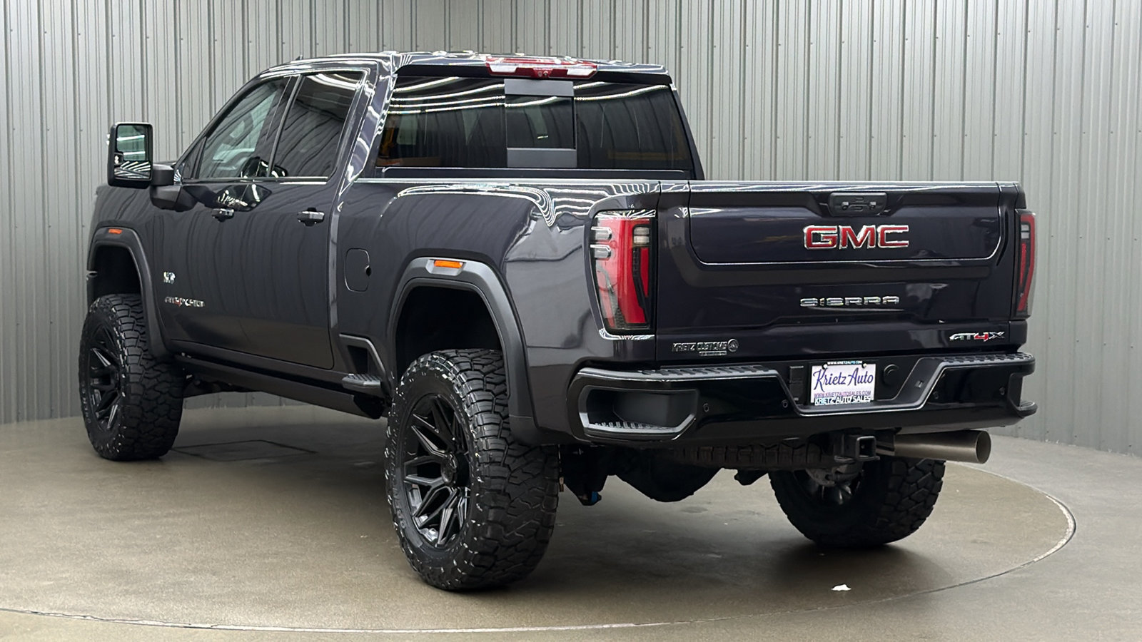 Used 2026 GMC Sierra 2500 AT4X AWD/4WD image 3