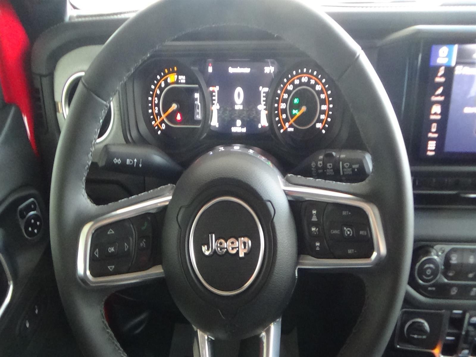 Used 2026 Jeep Wrangler Unlimited Sahara AWD/4WD image 23