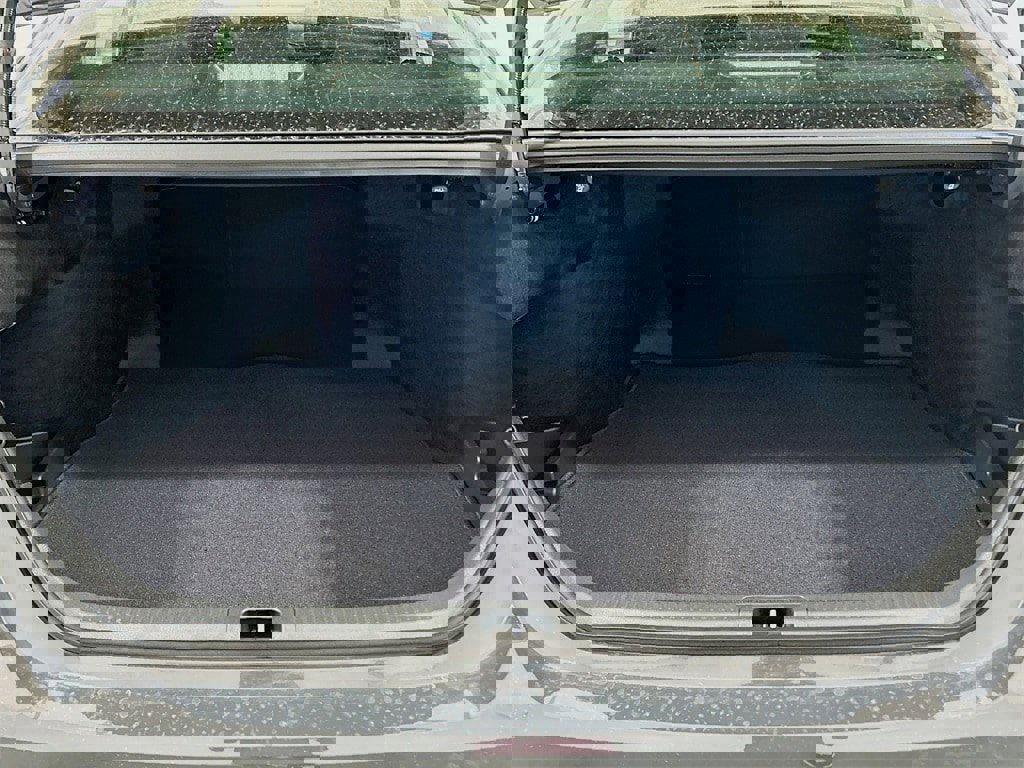 New 2026 Toyota Camry LE image 7