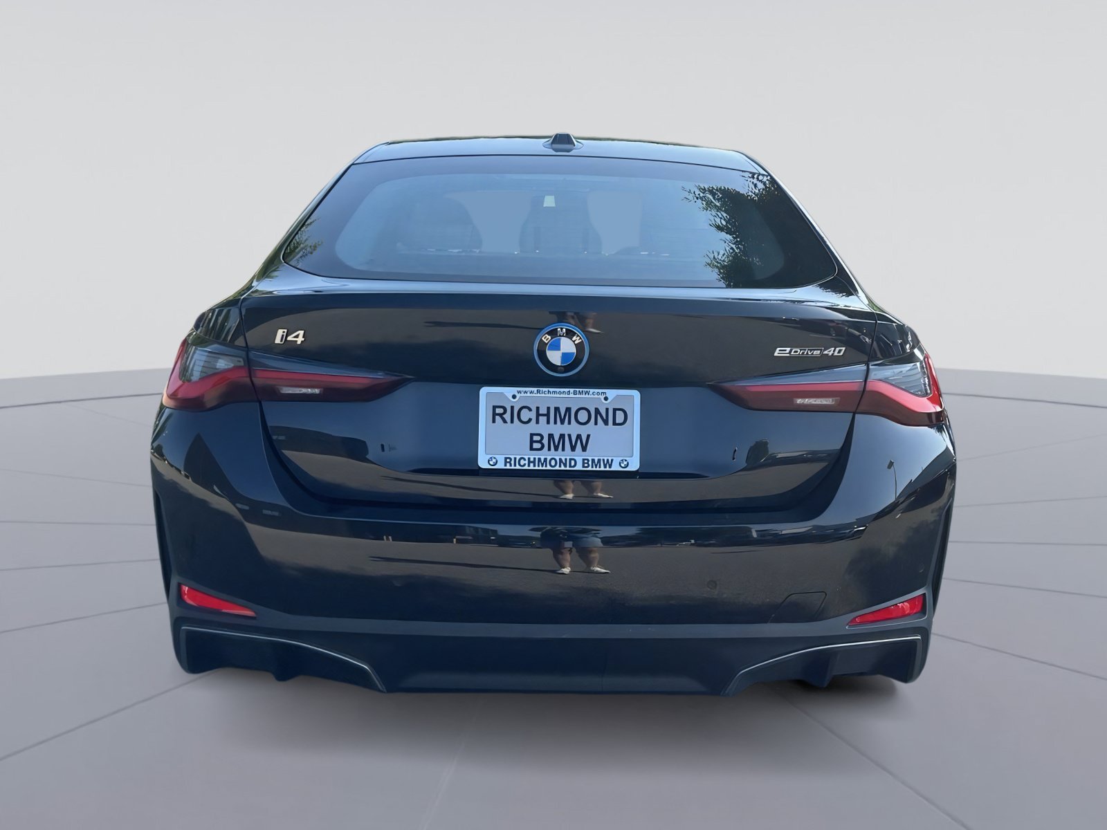 Used 2023 BMW i4 eDrive40 w/ Premium Package RWD image 8