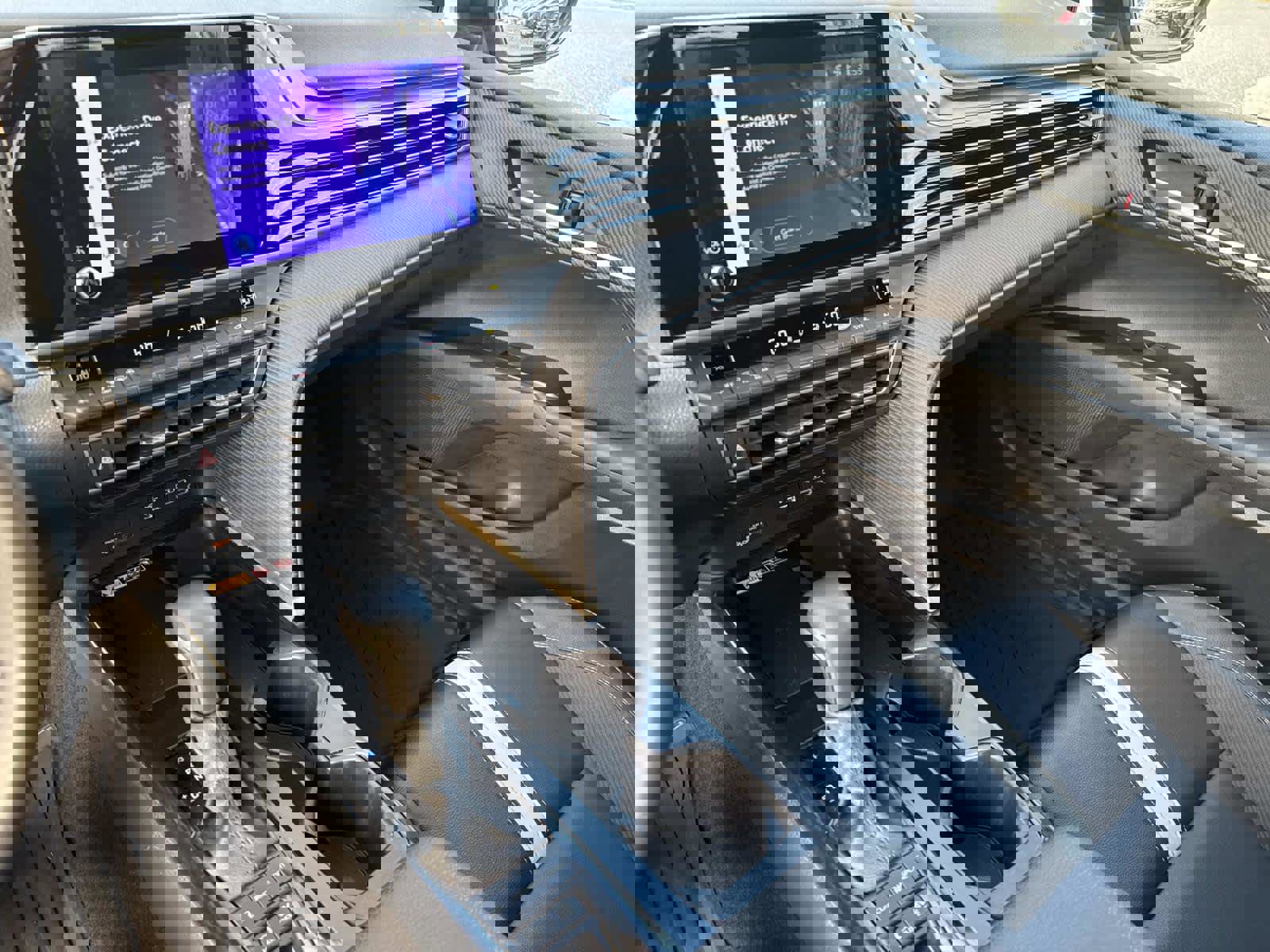 Used 2025 Toyota Camry SE image 23