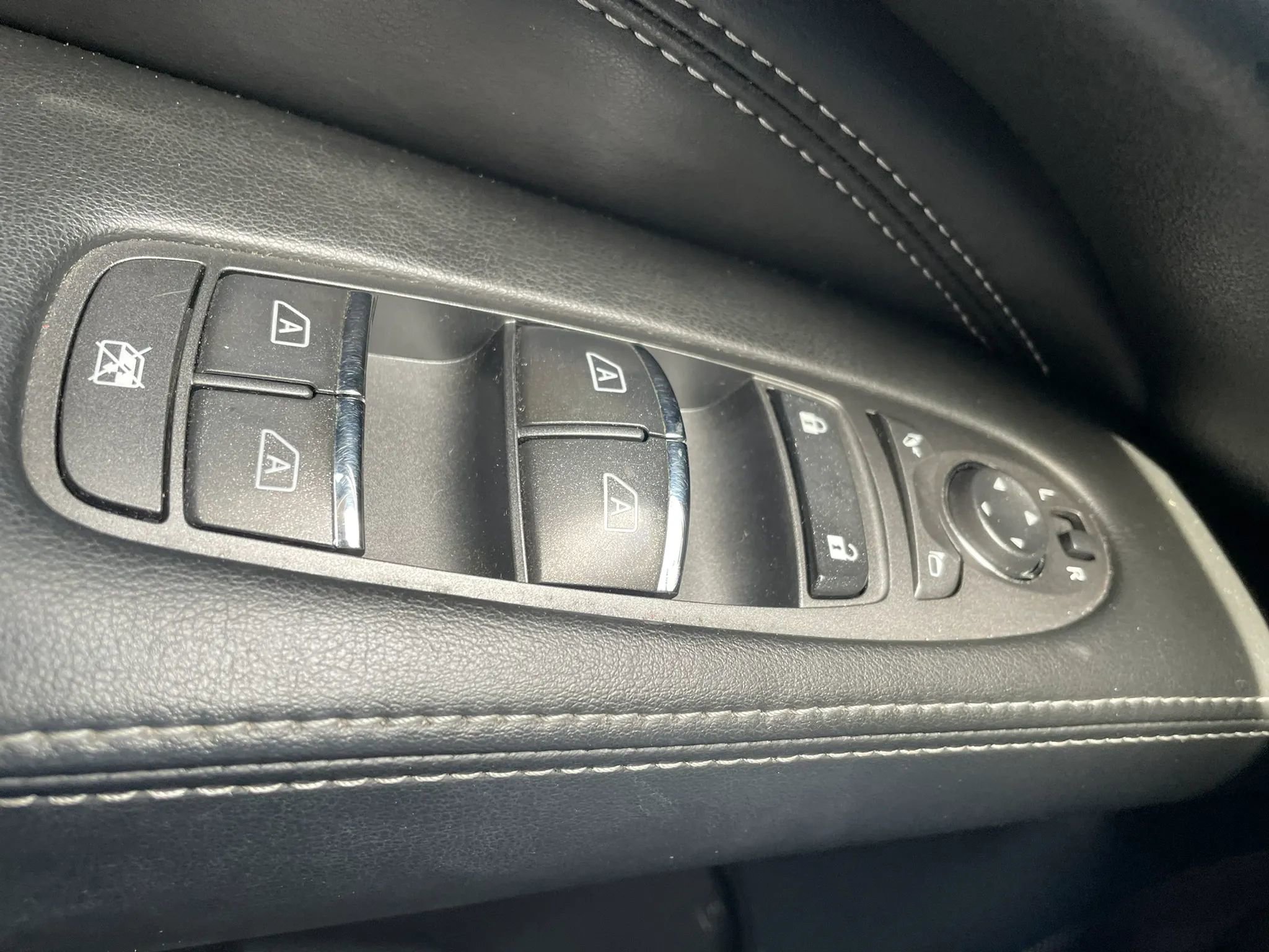 Used 2020 INFINITI QX60 Pure image 9