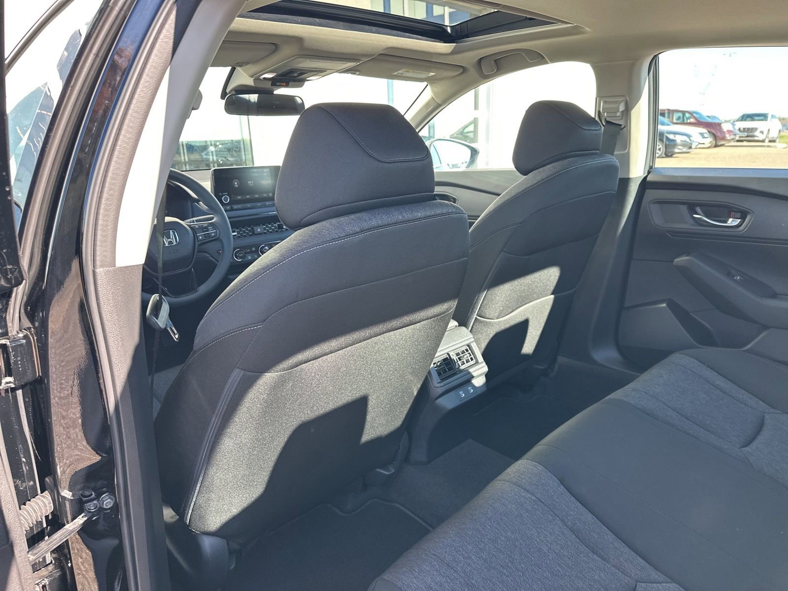 Used 2025 Honda Accord SE image 15