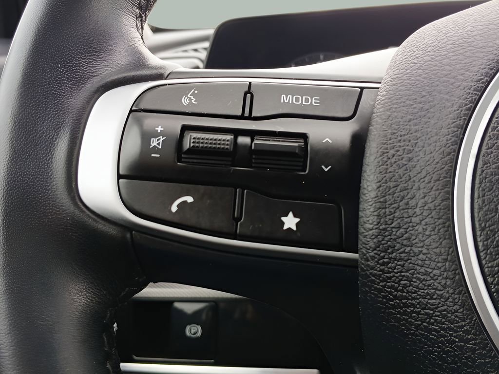 Used 2024 Kia Sportage SX image 19