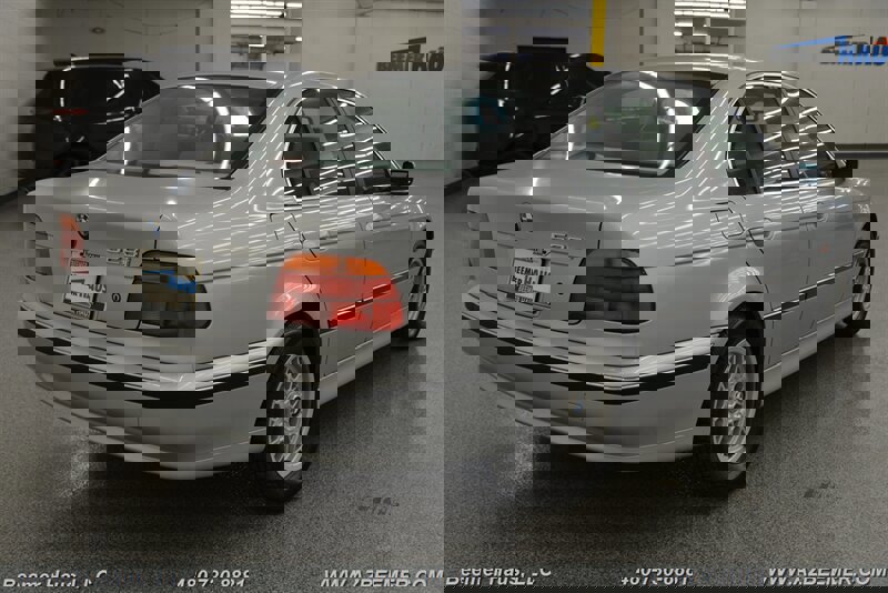 Used 1997 BMW 528i Sedan image 9