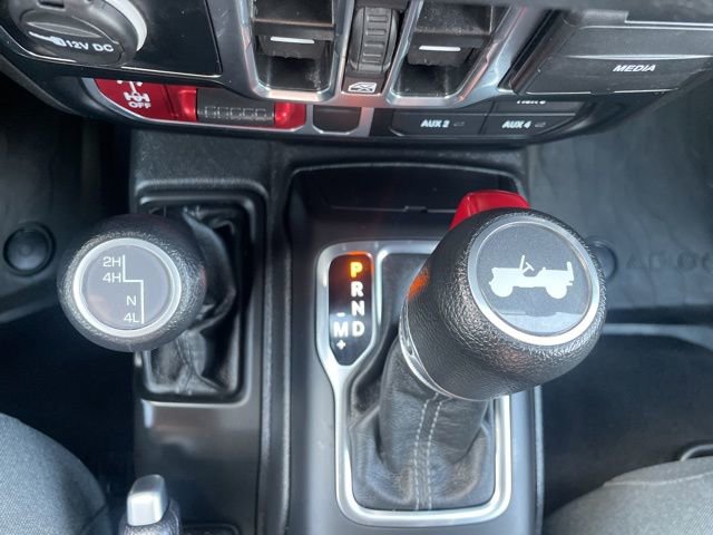 Used 2024 Jeep Wrangler Unlimited Sport AWD/4WD image 26