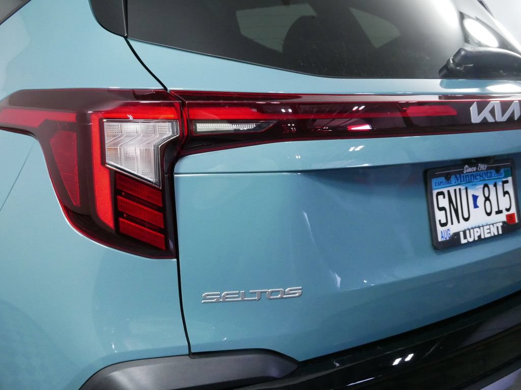 Used 2026 Kia Seltos S AWD/4WD image 14